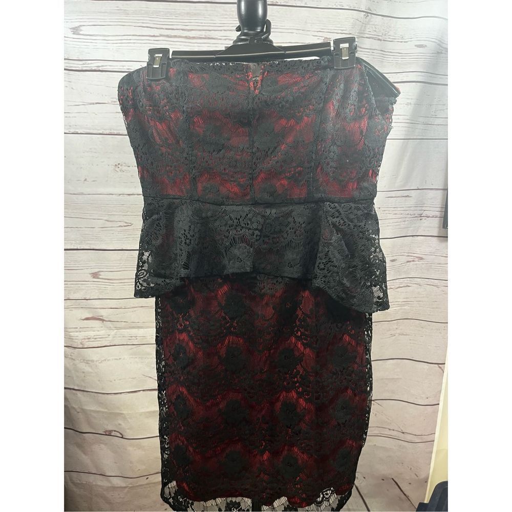 Kimchi Blue Strapless Peplum Lace Dress Red Black Size‎ L